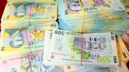 Cine este românul care primește lunar un salariu de peste 20.000 de euro de la stat. În 2019 avea un salariu dublu