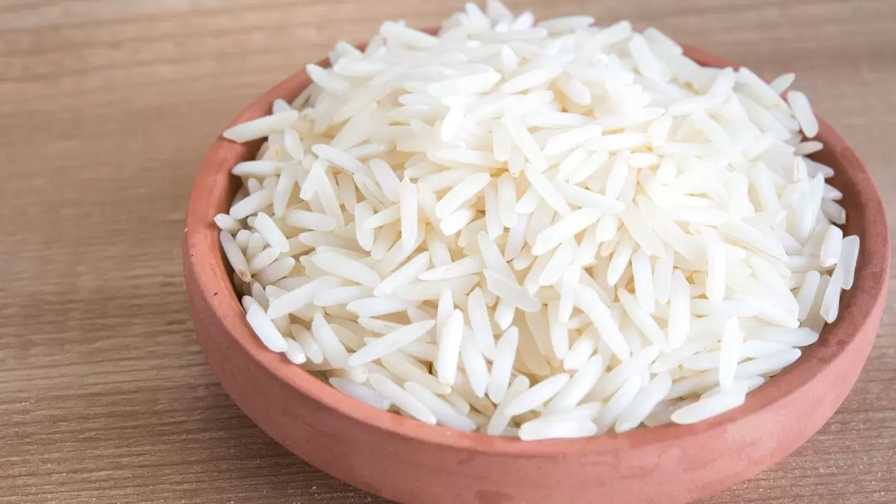 Cum îți dai seama dacă orezul este expirat sau toxic? Poți prezenta simptome grave dacă-l consumi așa. Detaliul la care trebuie să fii atent. E mai important decât eticheta