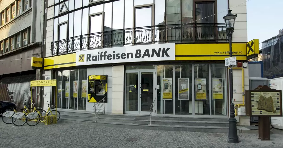 Aveți cont la Raiffeisen Bank? Verificați-vă imediat banii de pe card. Este posibil să fi rămas fără o sumă importantă